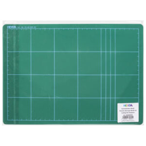 PODLOGA ZA REZANJE PVC; 3-slojna s pojačanom sredinom; debljina: 3 mm Dimenzija: 30x22cm Boja: zelena