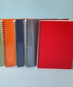 Sveska A5 NOTEBOOK 120 lista KARO spirala, PERO