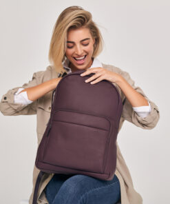 Ranac 32x44x9 cm   15,6