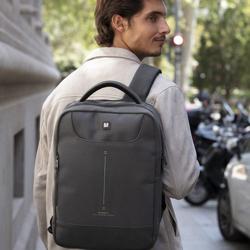 Ranac 31x43x12 cm 15,6